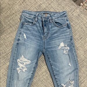 American Eagle Outfitters Women's Light Blue Distressed Skinny Jeans